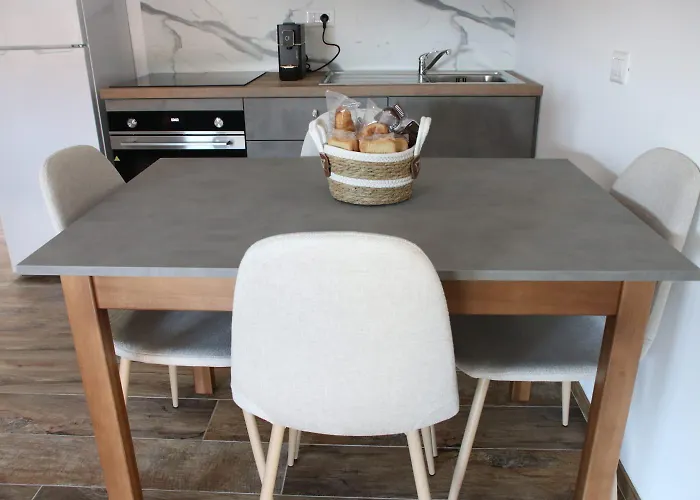Domus Mamurra Apartmán *
